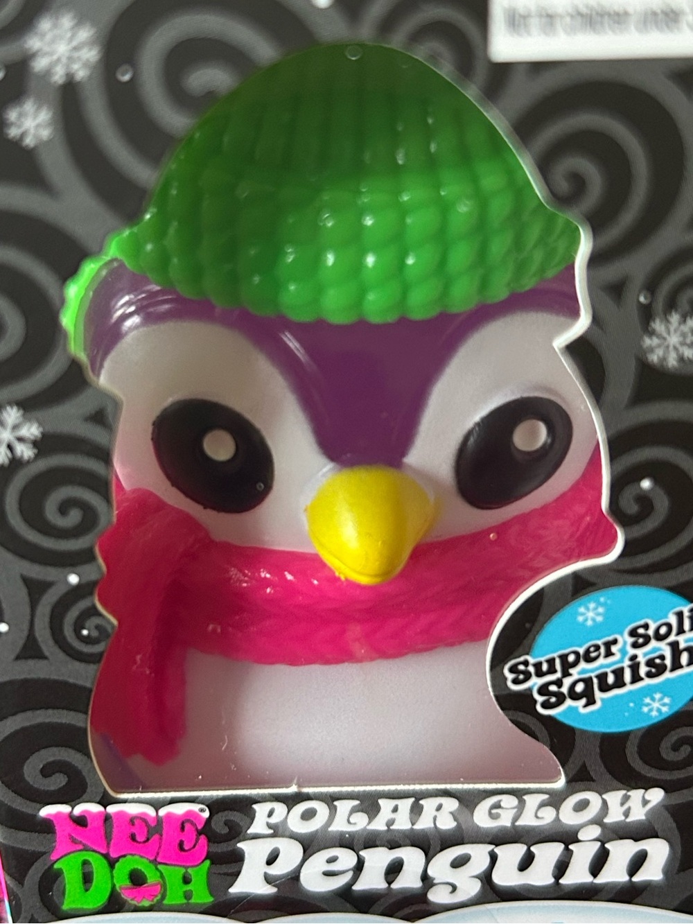 BNIB NeeDoh Polar Glow Penguin, Pink w/ Green Beanie, Pink Scarf 🐧